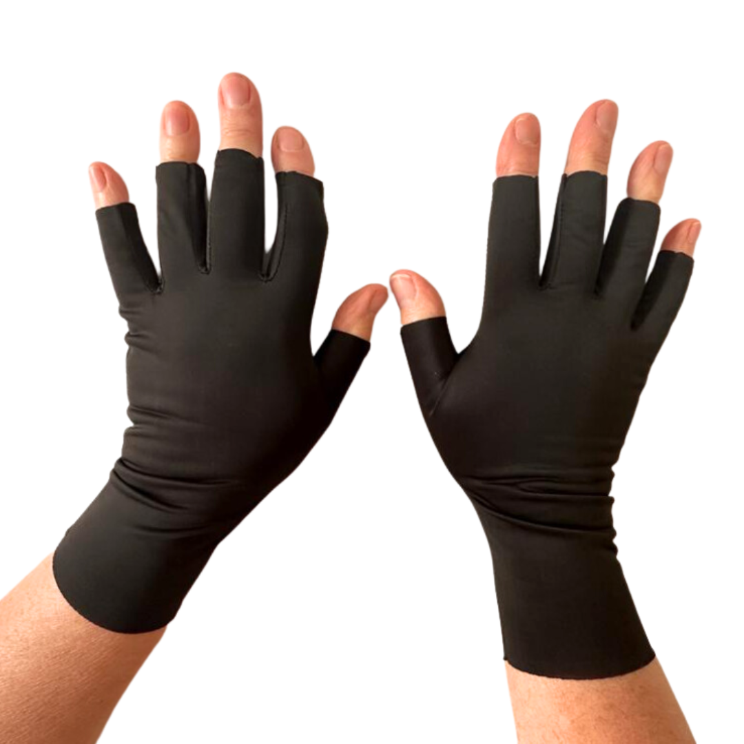 SWEAT GUARD fingerless gloves, a sweaty palms solution for teenagers and adults. 